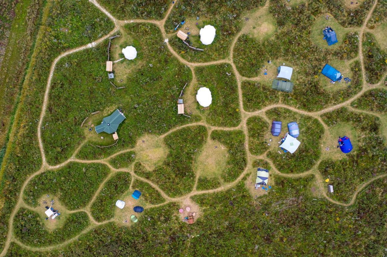 Hatters Meadows Glamping Ely Exterior foto