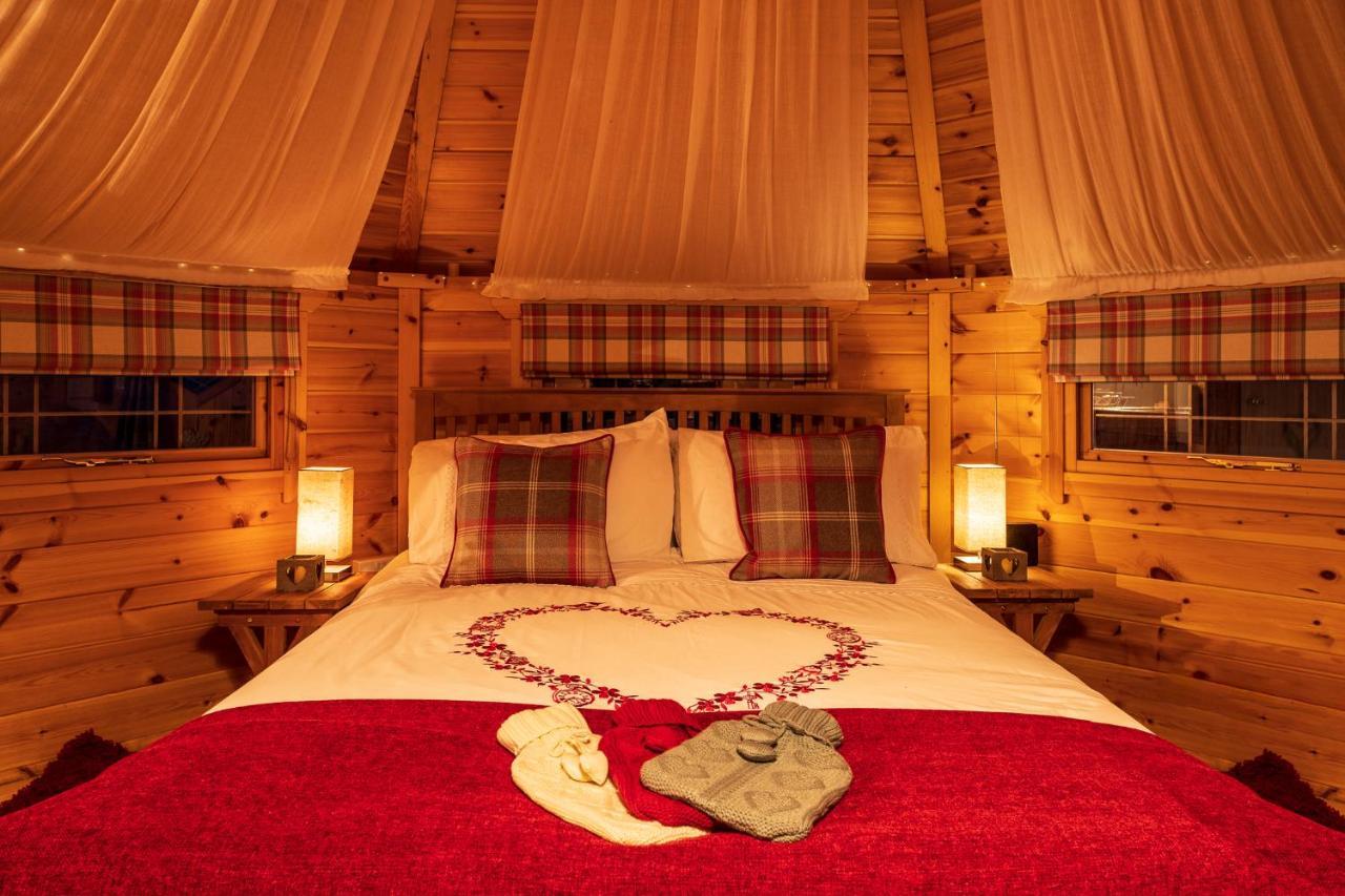 Hatters Meadows Glamping Ely Exterior foto