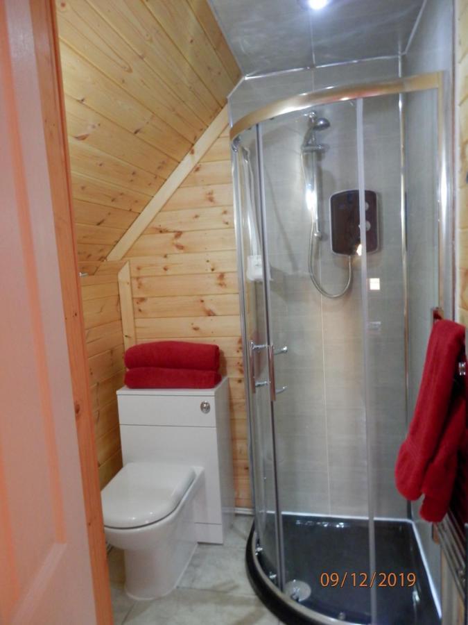 Hatters Meadows Glamping Ely Exterior foto