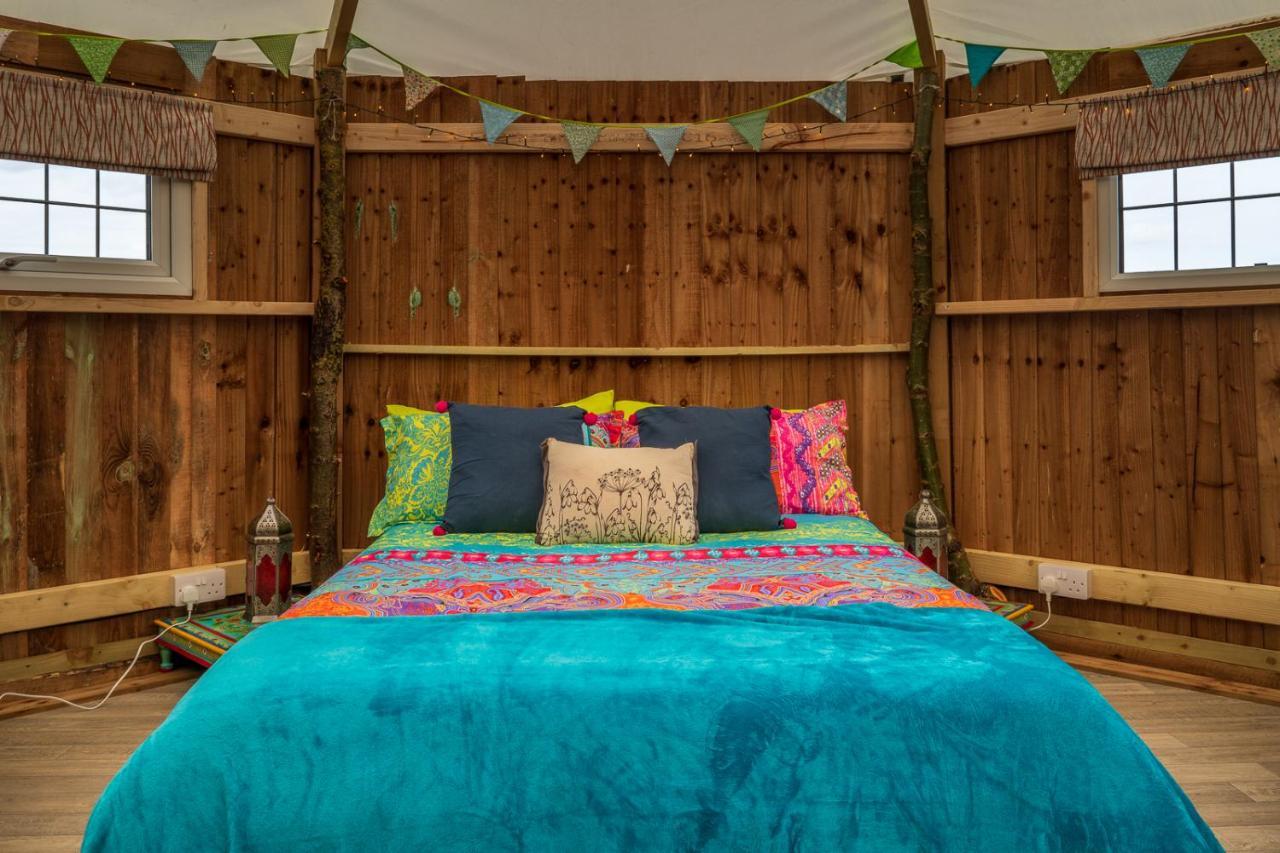 Hatters Meadows Glamping Ely Exterior foto